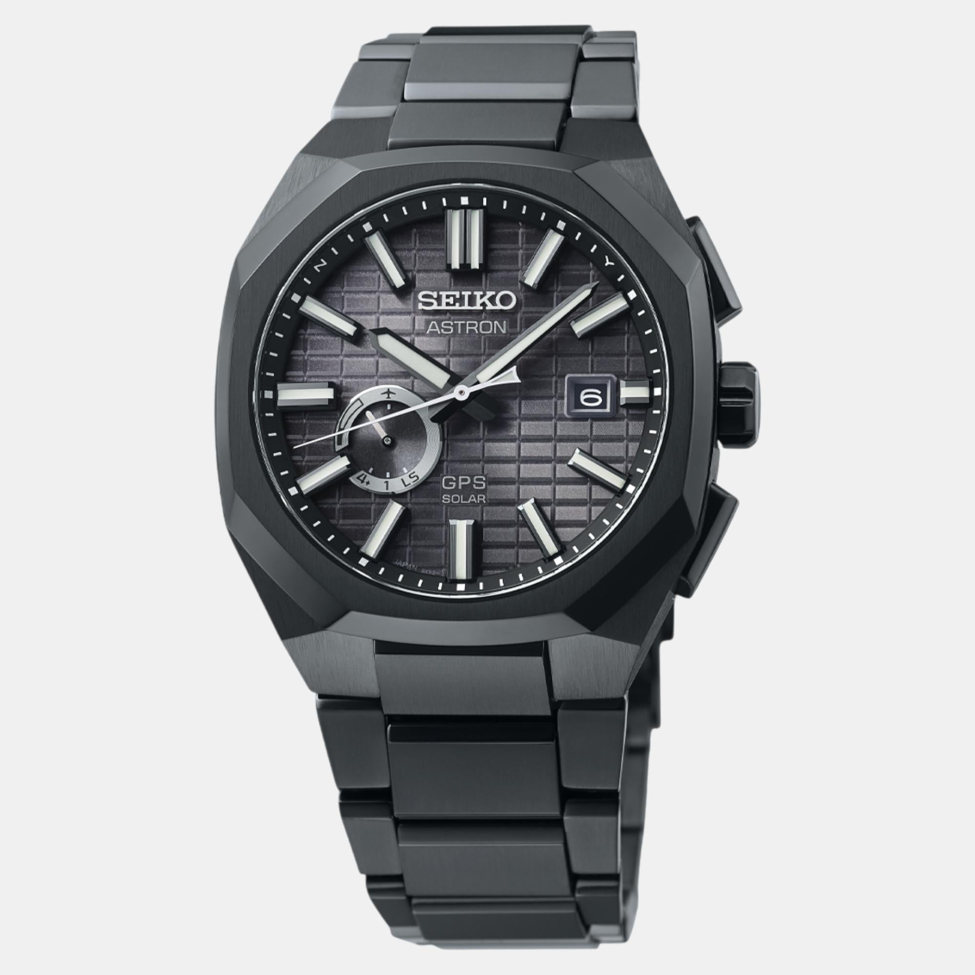 Astron Solar Men Black Dial Analog Stainless Steel Watch SSJ015J1